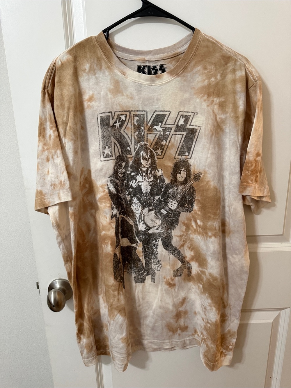Kiss Brown & White Tie-Dye Band Graphic Tee
